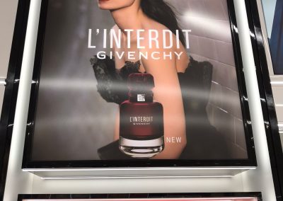 Givenchy - BW Druni Artea (2)